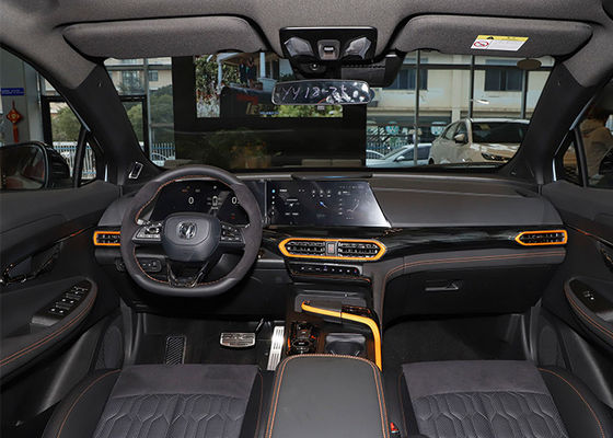 2023 Veicolo a carburante SUV Changan UNI-T 1.5T SUV a benzina Auto sportiva