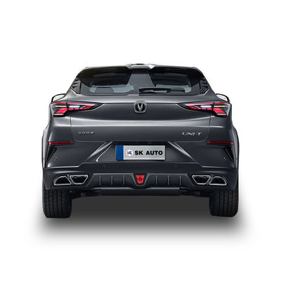 2023 Veicolo a carburante SUV Changan UNI-T 1.5T SUV a benzina Auto sportiva