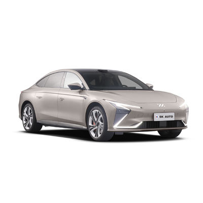 Im motors L7 Dynamic 2023 Sedans elettrici Long Range 615 km Veicolo elettrico