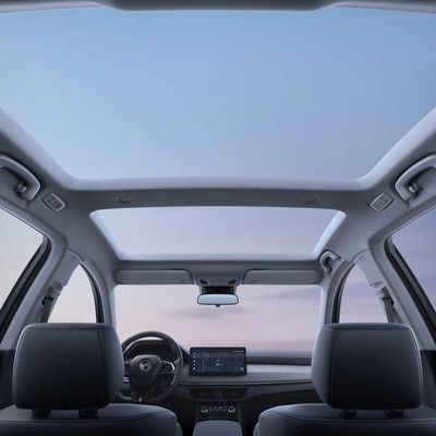 Batteria 5 Seat della berlina LHD dell'automobile elettrica EV di Weltmeister E5 Baic 4 porte