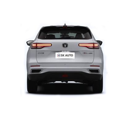 4 porte 5 sedili Changan CS55 PIÙ 2023 la benzina di versione 1.5T DCT della balena blu