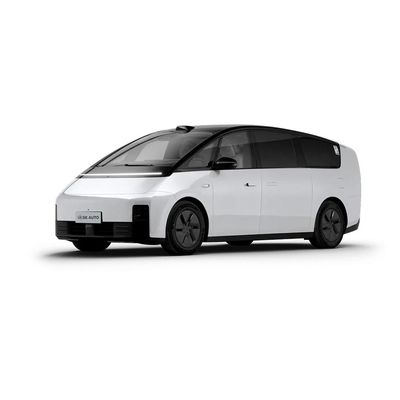 Veicolo elettrico puro 4WD a doppio motore monovolume business deluxe a 7 posti a lungo raggio Lixiang Mega Range 710 km