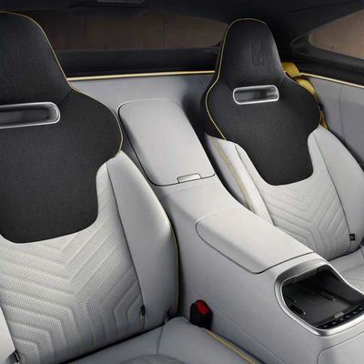 Avatr11 Viaggi urbani Essential 730km Range Automobile EV Trasporto B2B efficiente e affidabile