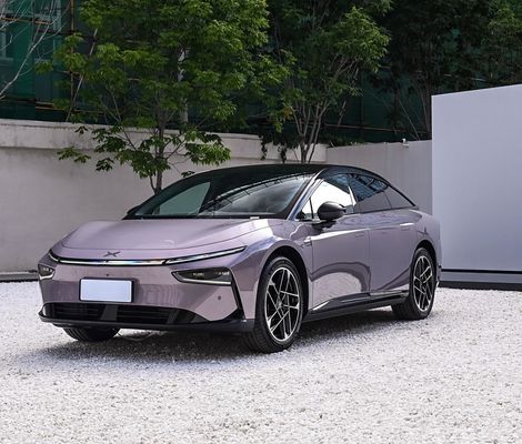Xpeng 5 posti berlina EV con 602/710 km di autonomia e 200 km/h di velocità massima