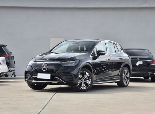 Veicolo elettrico da 300 kW con 609 km di autonomia 2025 Mercedes EV SUV EQE di lusso con grande spazio Miglior auto elettrica per la guida nel deserto