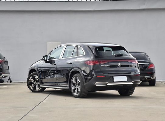 Veicolo elettrico da 300 kW con 609 km di autonomia 2025 Mercedes EV SUV EQE di lusso con grande spazio Miglior auto elettrica per la guida nel deserto