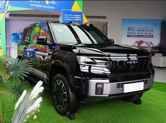 2025 Fast Charging BYD EV Car Leopard 8 con 0,27 ore Tempo di ricarica 180 Km/h Velocità massima e trasmissione automatica