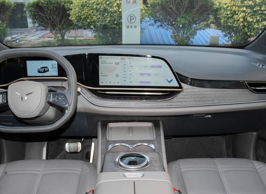 202/253 KW Motor Hongqi Limousine Auto elettrica con velocità massima di 200 Km/h e lunghezza di 4925mm