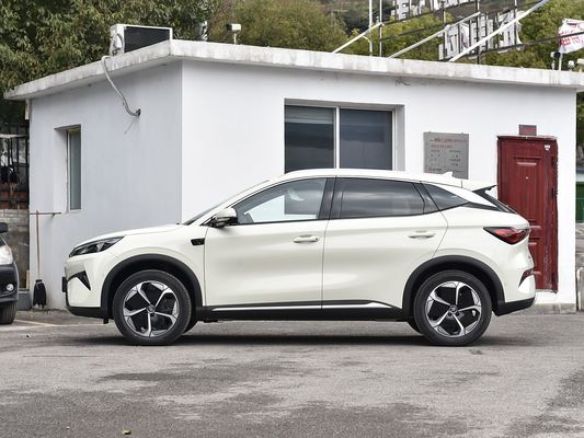 150kW BYD Electric Car Samrt Driving 2025 Nuovo modello Yuan Plus Fast Charging EV Grande spazio per la famiglia con tetto solare