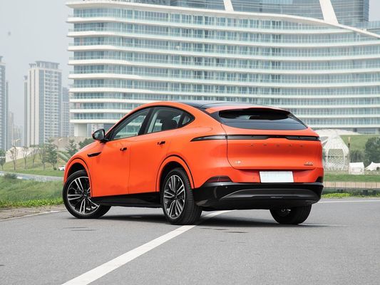 2025 Xpeng G6 potente con batteria da 68,5/80,8 KWh e tempo di ricarica veloce di 0,2 ore con lunga autonomia