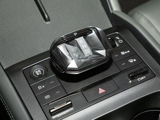 545Km di autonomia elettrica pura e trasmissione posteriore per guidare BYD EV Car 2025 Nuovo modello di ricarica veloce EV per famiglia