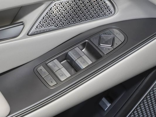 2025 Potente Han L BYD Veicolo elettrico con potenza massima di 500 KW e timone in pelle 1000V Alta tensione ricarica rapida