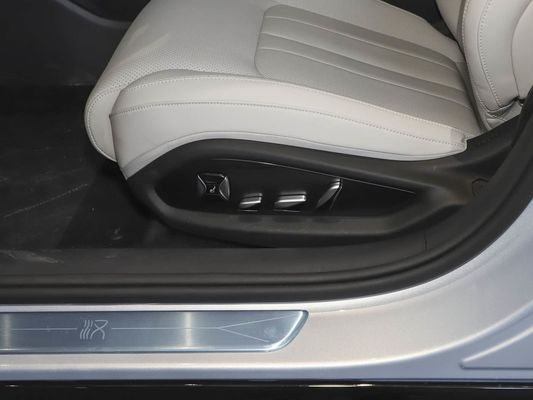 2025 Potente Han L BYD Veicolo elettrico con potenza massima di 500 KW e timone in pelle 1000V Alta tensione ricarica rapida