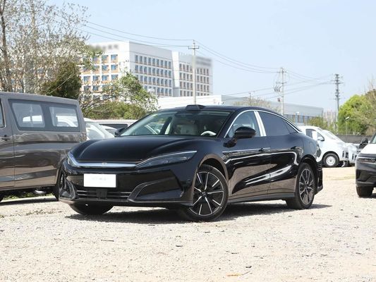 Modello di veicolo 601km Portata 83.2kWh Capacità della batteria AWD Carica veloce tetto solare Struttura ad alta tensione Comodo per la famiglia
