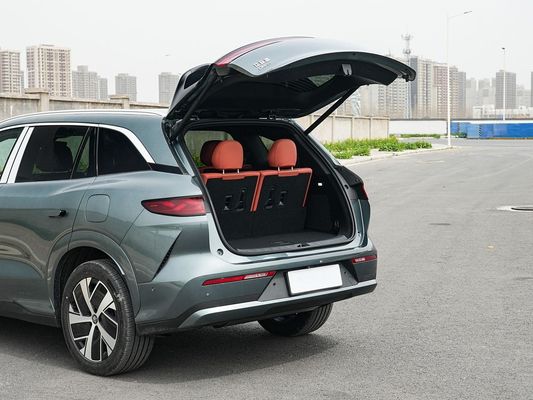 2025 BYD Nuovo veicolo elettrico per prestazioni Tang L 810kW Potenza AWD Ricarica veloce 1000w/h 600km Range Long Range 7 sedili con tetto solare