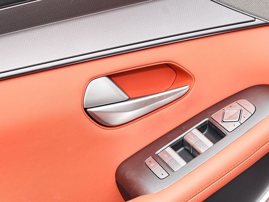 2025 BYD Nuovo veicolo elettrico per prestazioni Tang L 810kW Potenza AWD Ricarica veloce 1000w/h 600km Range Long Range 7 sedili con tetto solare