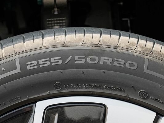 Nuova BYD EV Car 2025 Modello 100,5 KWh Capacità della batteria e ricarica veloce 0,1 Ora 670KM Lunga autonomia 500kW Potenza Auto elettrica Grande spazio per la famiglia 7 posti