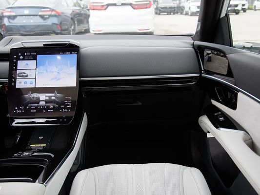 Potenza motore 350kW SUV completamente elettrico Honda S7 Long Range 650km Fast Charging EV Nuovo Hot Selling con tetto solare per la famiglia