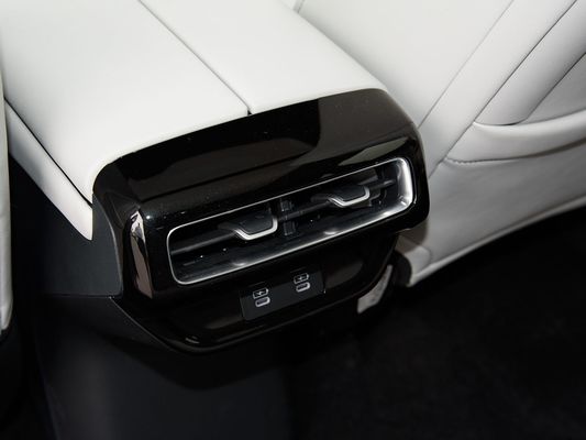Potenza motore 350kW SUV completamente elettrico Honda S7 Long Range 650km Fast Charging EV Nuovo Hot Selling con tetto solare per la famiglia