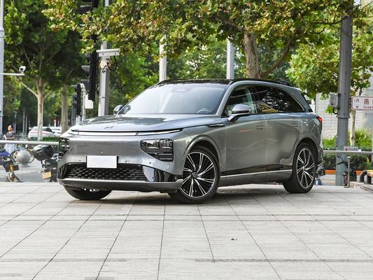 Massimizza la tua esperienza di guida con Xpeng G9 Fast Charging Electric Vehicle Max Motor Torque 695N.m Max Motor Power 423kW Max velocità 200km/h