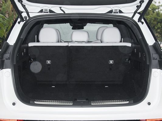 Massimizza la tua esperienza di guida con Xpeng G9 Fast Charging Electric Vehicle Max Motor Torque 695N.m Max Motor Power 423kW Max velocità 200km/h