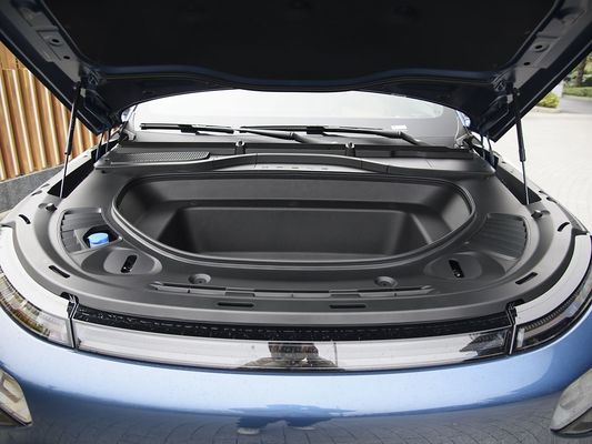 Massimizza la tua esperienza di guida con Xpeng G9 Fast Charging Electric Vehicle Max Motor Torque 695N.m Max Motor Power 423kW Max velocità 200km/h