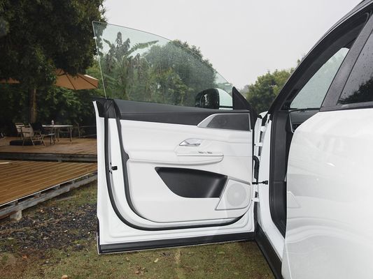 Massimizza la tua esperienza di guida con Xpeng G9 Fast Charging Electric Vehicle Max Motor Torque 695N.m Max Motor Power 423kW Max velocità 200km/h