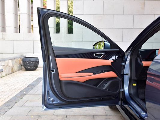 2025 BYD Veicolo elettrico Sigillo EV Smart Modello 650KM Long Range 80,64kWh Batteria Fast Charging Hot Sell con tetto solare