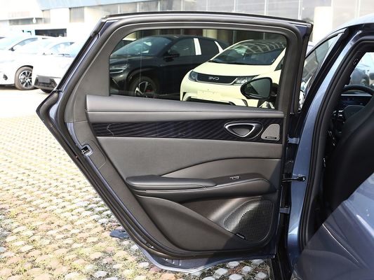 2025 BYD EV Car Seal AWD Performance Long Range 600KM Fast Charging Electric Car Quattro ruote motrici Veicolo elettrico con tetto solare