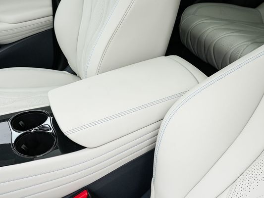 2025 BYD Sigillo del veicolo elettrico 06GT Tempo di ricarica veloce di 0,33 ore e prestazioni Lunga autonomia 550KM Batteria grande con tetto solare per la famiglia