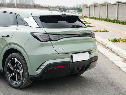 2025 BYD Sigillo del veicolo elettrico 06GT Tempo di ricarica veloce di 0,33 ore e prestazioni Lunga autonomia 550KM Batteria grande con tetto solare per la famiglia