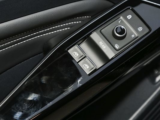 2025 VW ID4 Nuovo Modello Miglior Offerta Auto elettrica Hot Selling EV Volkswagon 601km di autonomia e 0.67h Tempo di ricarica veloce