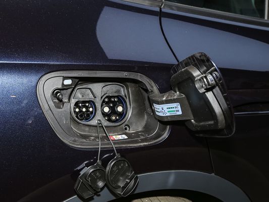 2025 VW ID4 Nuovo Modello Miglior Offerta Auto elettrica Hot Selling EV Volkswagon 601km di autonomia e 0.67h Tempo di ricarica veloce