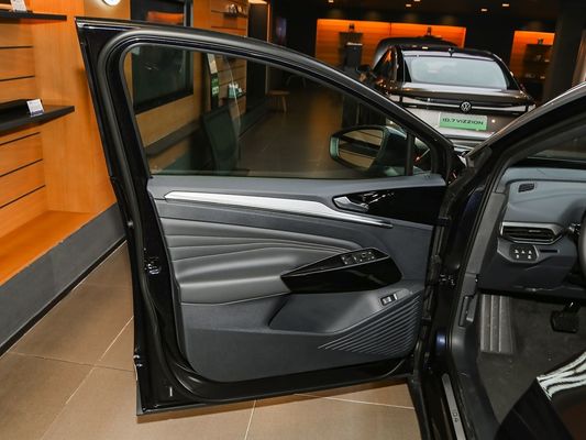 2025 VW Veicolo elettrico ID.4 Carro di ricarica veloce Lungo raggio 601km 80,4kWh Batteria Vendita a caldo Nuovo modello Buone prestazioni con tetto solare