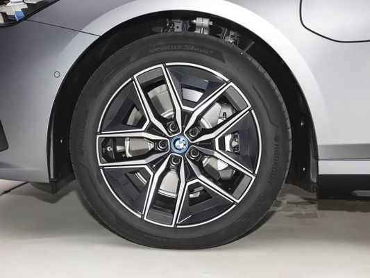 2025 BMW I5 Luxury Electric Cars Buone prestazioni xDrive Long Range 651KM Fast Charging EV Nuovo modello di berlina con tetto solare BMW Serie 5