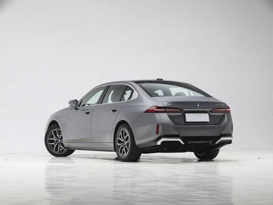 Nuovo modello BMW I5 eDrive 2025 Veicolo elettrico da lunga percorrenza più di 700 KM EV Limousine a ricarica rapida Sedana con tetto solare Grande spazio