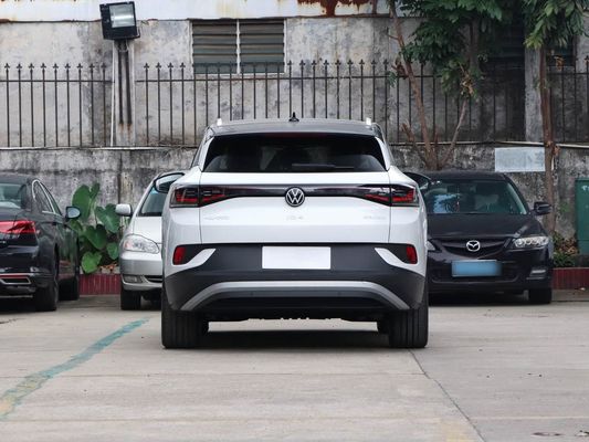 Performance imbattibile VW ID4 Auto elettrica usata con 600 km di autonomia e tetto panoramico inespugnabile